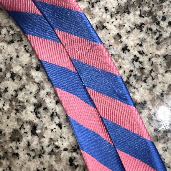 Izod -Lot of 2 ties - Picture 6 of 6